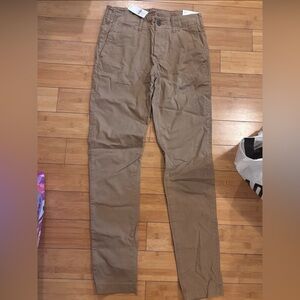 BNWT-Mens American Eagle 29/34 tan chino pants- athletic skinny flex